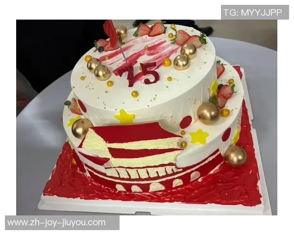 足球蛋糕盛宴申花队庆祝胜利的甜蜜时刻与美味分享